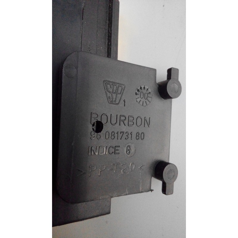 Boîte à fusibles pour Citroën Saxo II 1.5 D