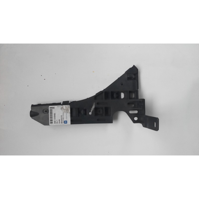 Support de pare-choc avant Opel Vectra 13182955