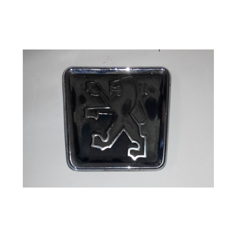EMBLEME PEUGEOT 9600977280 -1