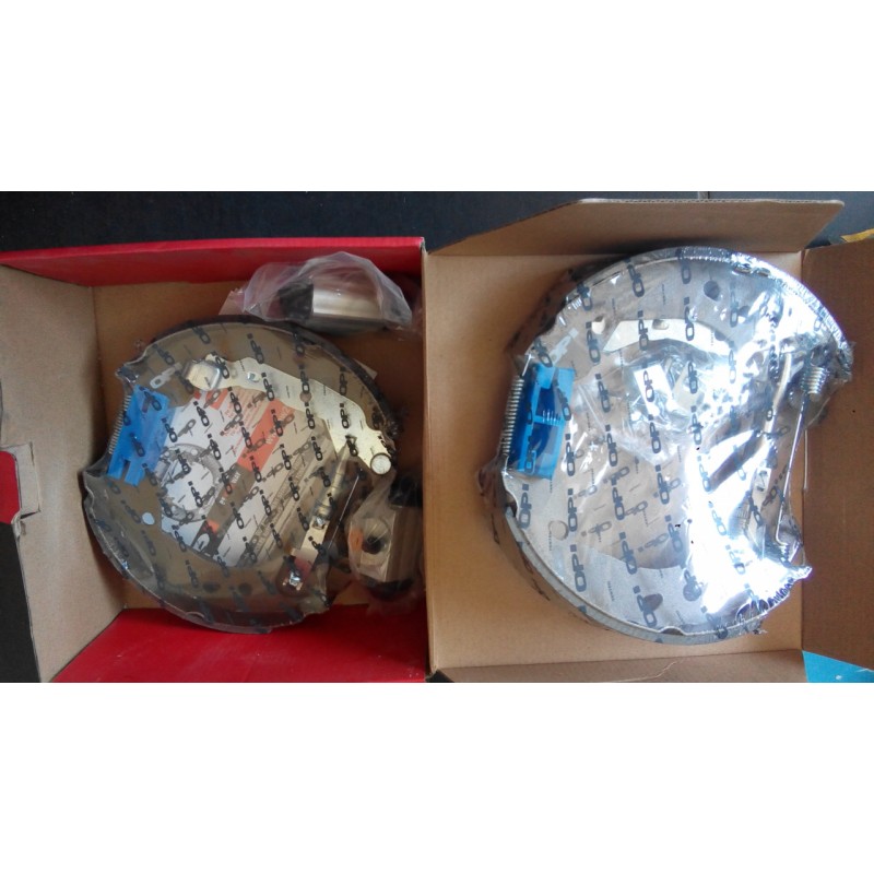 Jeu de mâchoires de frein Open Parts BSK 2087.00